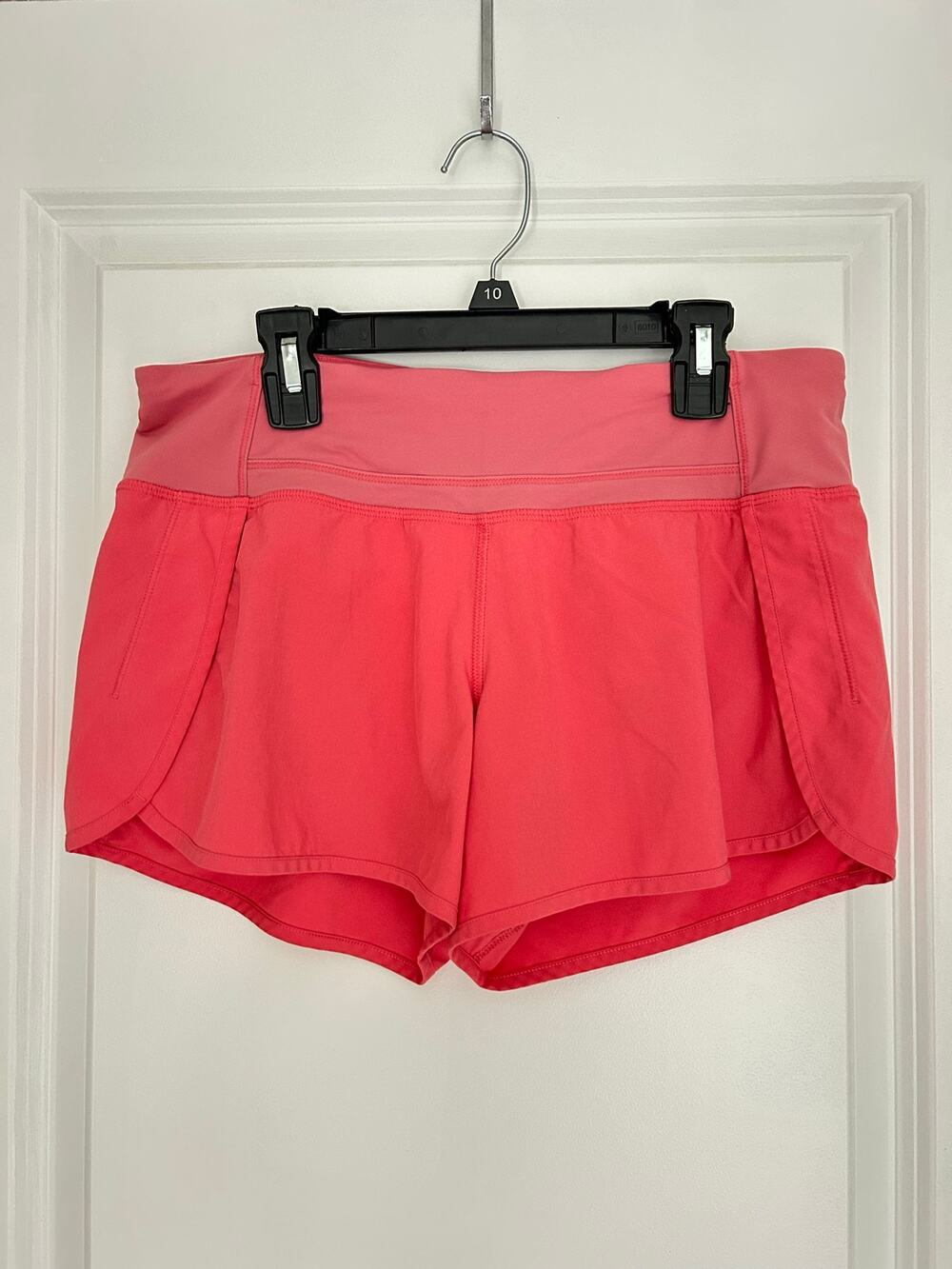 Lululemon Speed Up 4" Shorts Size 6